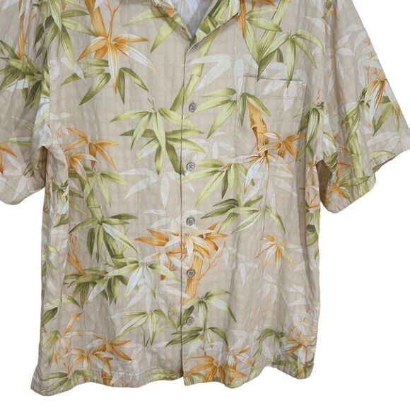 Tommy Bahama - Men's Vintage Hawaiian Floral Silk Short Sleeve Shirt, Size L Tan - Picture 4 of 16